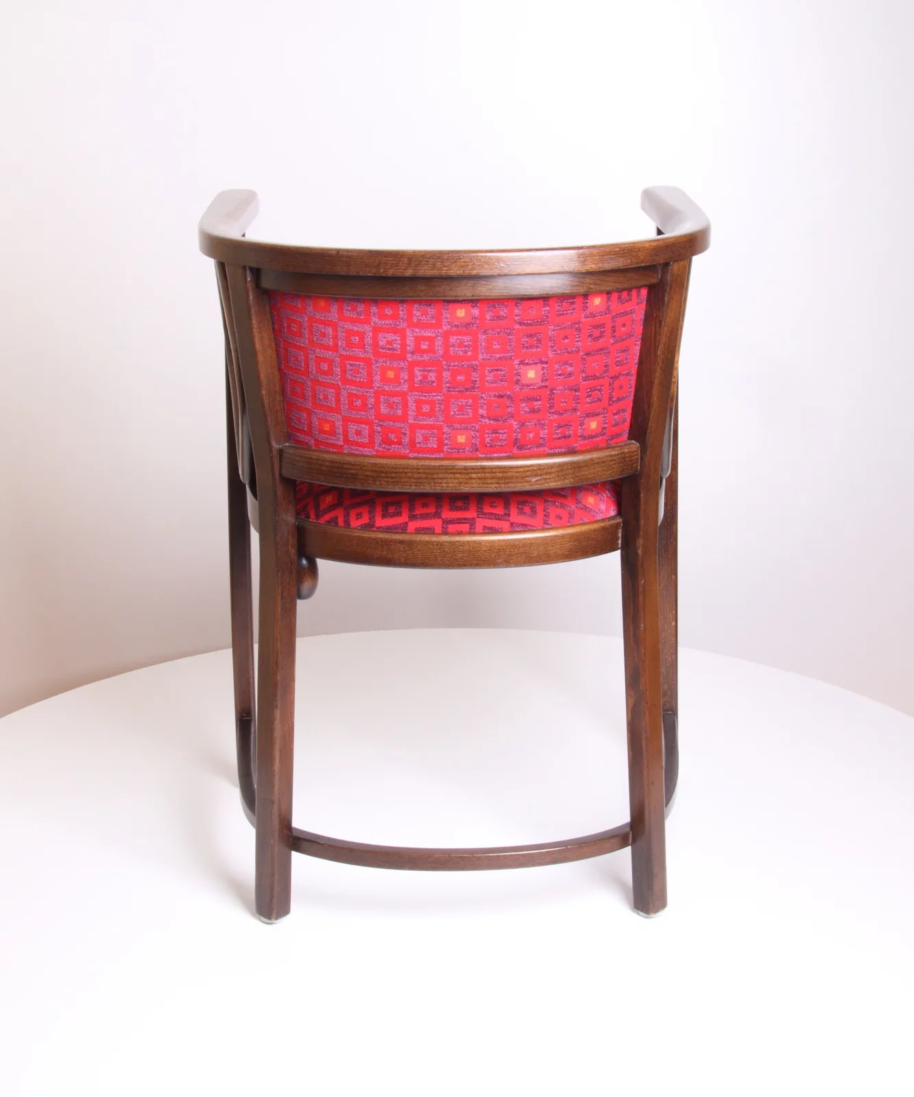 Thonet Armstuhl im Fledermaus-Stil Ansicht 4