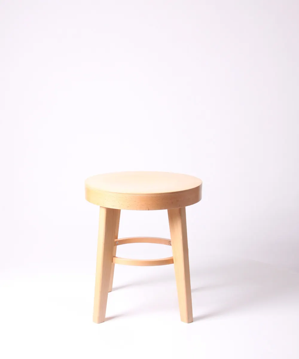 Massivholzhocker rund Rundumansicht